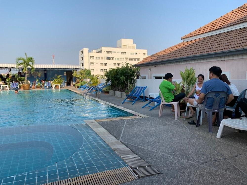 Jomtien Longstay Hotel - Sha Plus Certified מראה חיצוני תמונה