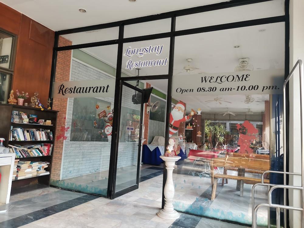 Jomtien Longstay Hotel - Sha Plus Certified מראה חיצוני תמונה