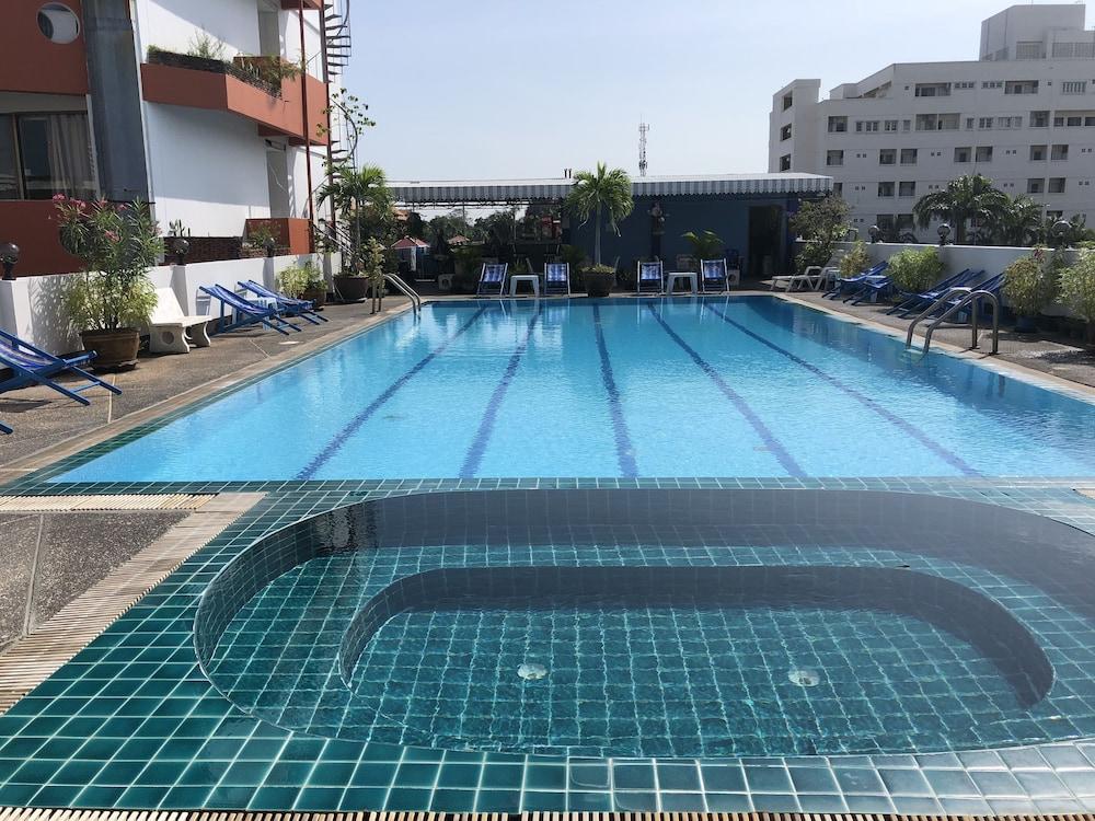 Jomtien Longstay Hotel - Sha Plus Certified מראה חיצוני תמונה